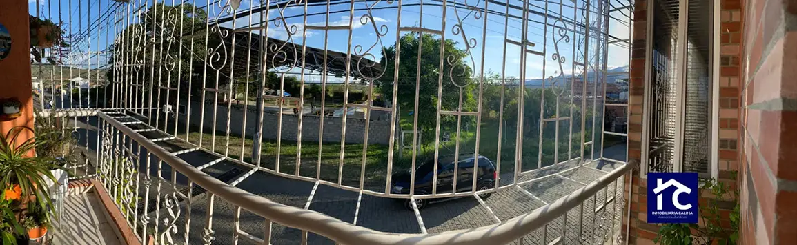 Casa de 2 viviendas en el Canadá Calima Darién